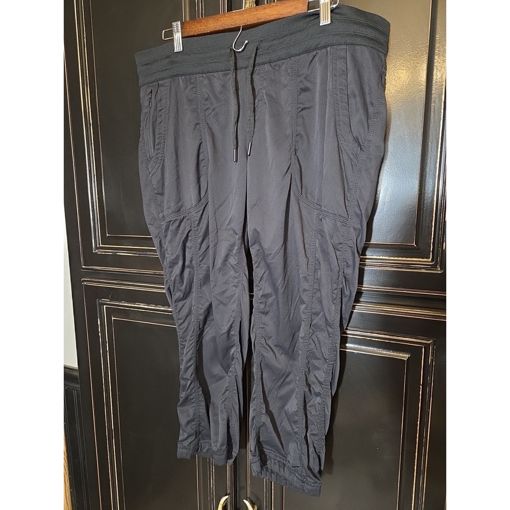 The North Face Aphrodite 2.0 Capris Women's XL, Black, Hiking, Outdoors, Casual